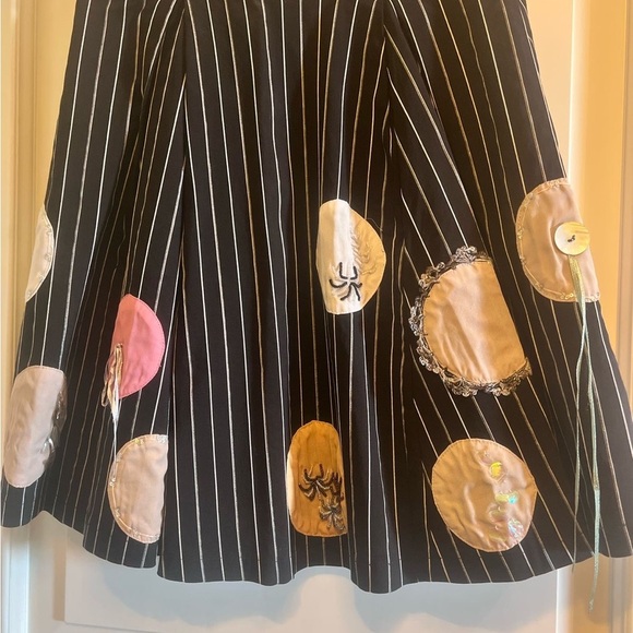 Ariella Gray Knee-Length Skater Skirt with Embellishments - Picture 6 of 6